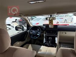 تۆیۆتا لاند کروزەر